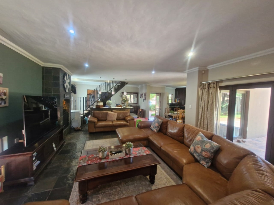 4 Bedroom Property for Sale in Kathu Northern Cape